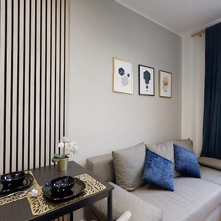 Grabowska 8 By Homeprime Varsavia Esterno foto