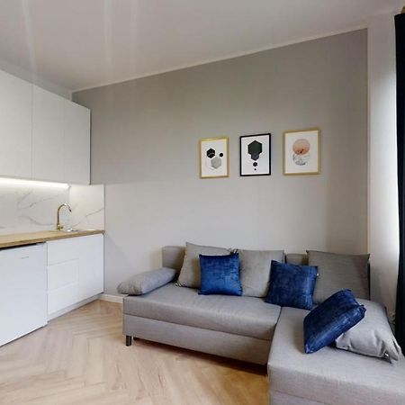 Grabowska 8 By Homeprime Varsavia Esterno foto