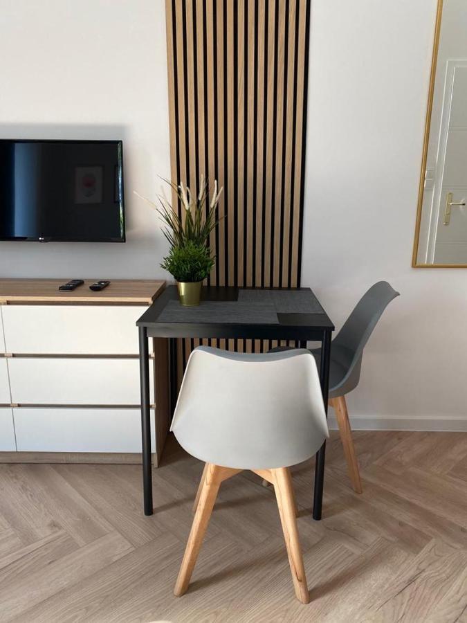 Grabowska 8 By Homeprime Varsavia Esterno foto